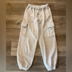 Abercrombie & Fitch Light Gray Soft Essentials Oversized Cargo Sunday Sweatpants